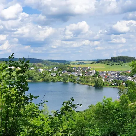 Traumhaus Am Maar 2 * Schalkenmehren