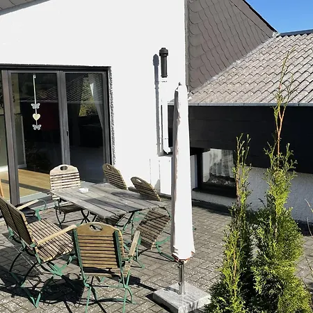 Semesterbostad Traumhaus Am Maar 2 *